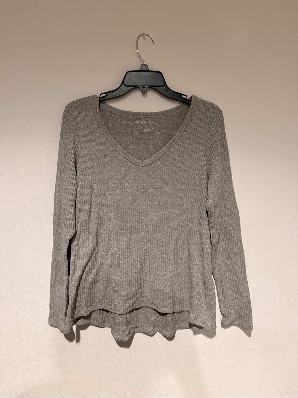 American Eagle Lightweight Ribbed V-Neck Long Sleeve Top - Gray